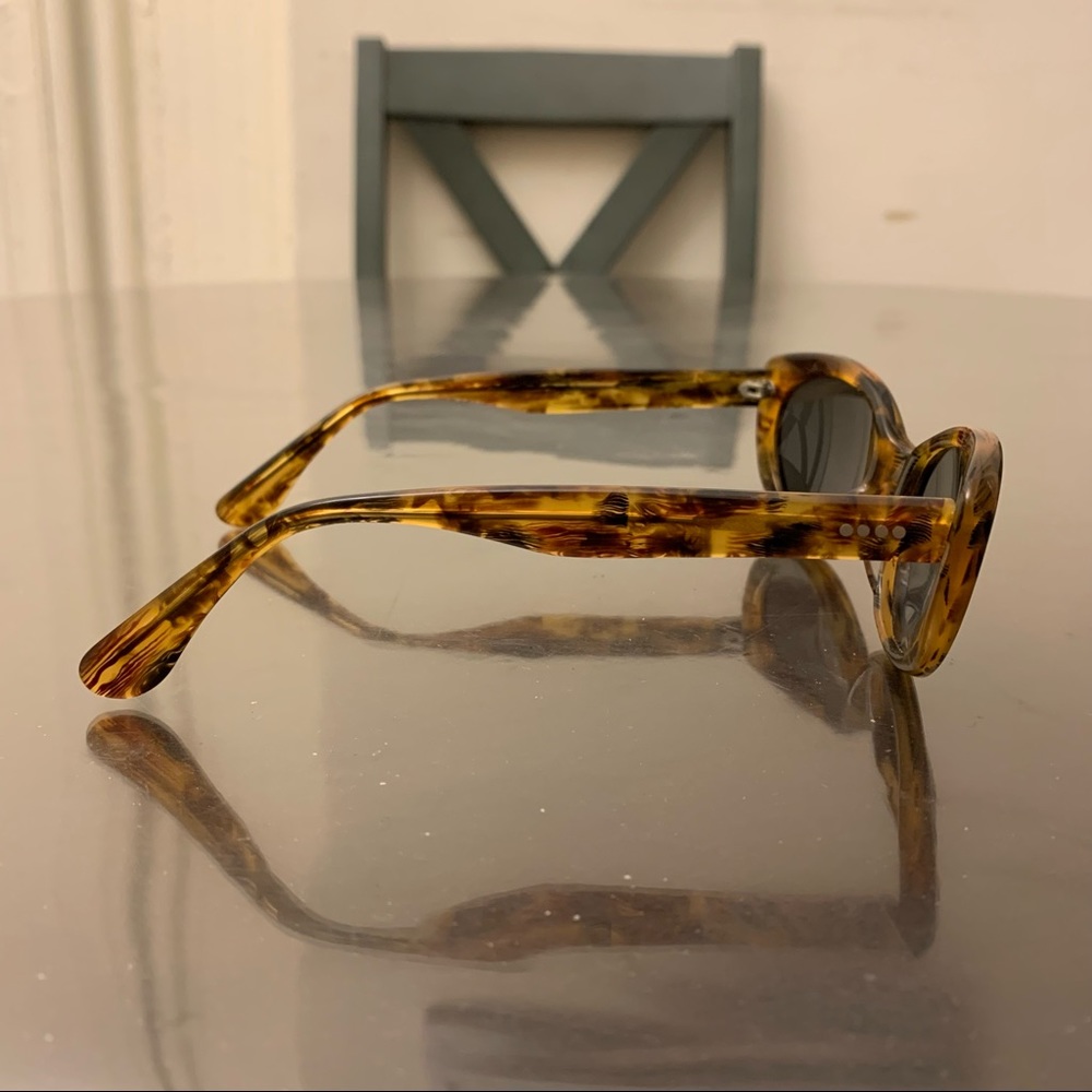 Dkny sunglasses - Picture 8 of 13